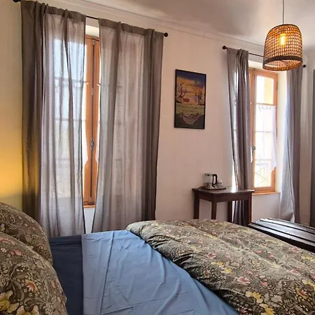 D'hotes Le Relais Des Marmottes En Luberon * Lagnes