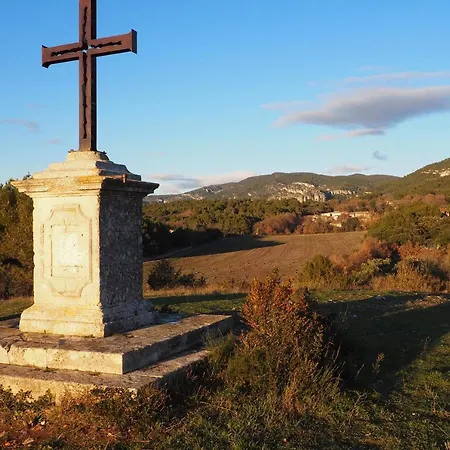 D'hotes Le Relais Des Marmottes En Luberon
