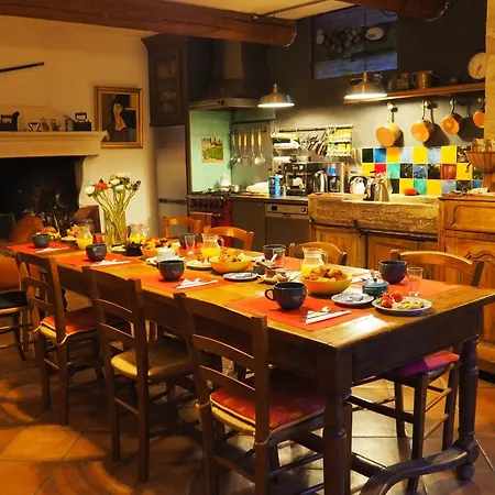 D'hotes Le Relais Des Marmottes En Luberon Bed & Breakfast