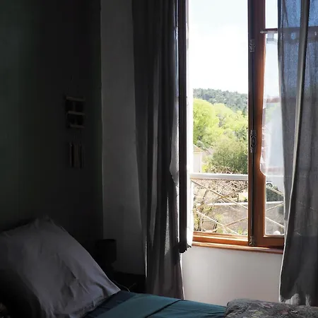 D'hotes Le Relais Des Marmottes En Luberon Bed & Breakfast Lagnes