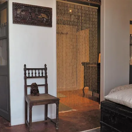 D'hotes Le Relais Des Marmottes En Luberon Bed & Breakfast